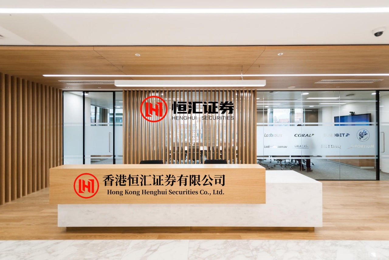 牛掌柜配资官网 欧洲军工股多数收跌。德国上市的WisdomTree Europe Defence UCITS ETF（EUDF.GY）收跌1.08%，1月19日涨至36.029999欧元创历史新高以来，持续回撤。英国伦敦上市、对军工股“照收不误”的Future of Defence UCITS ETF...